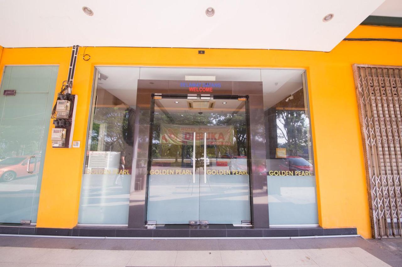 Golden Pearl Hotel Near Universiti Tun Hussein Onn Malaysia Uthm Batu Pahat Exteriör bild