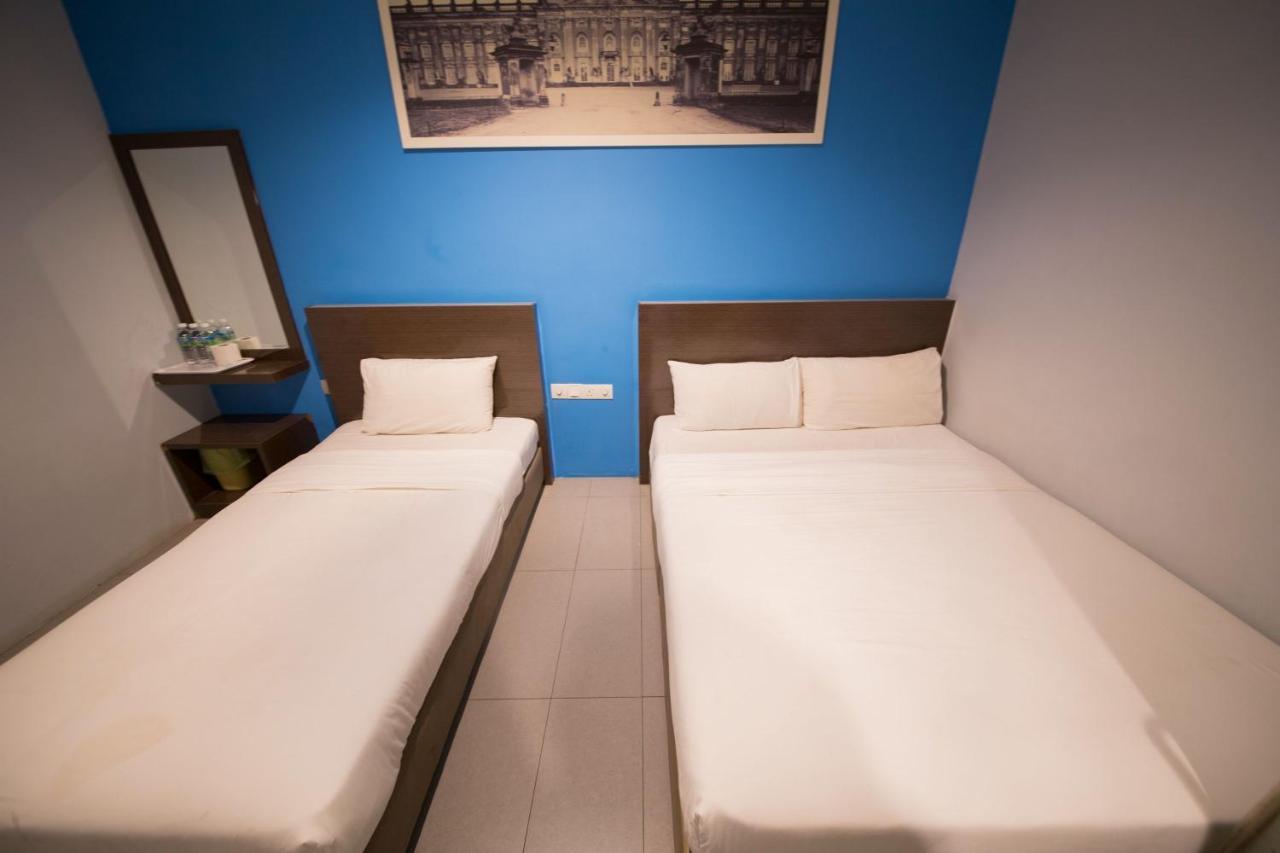 Golden Pearl Hotel Near Universiti Tun Hussein Onn Malaysia Uthm Batu Pahat Exteriör bild