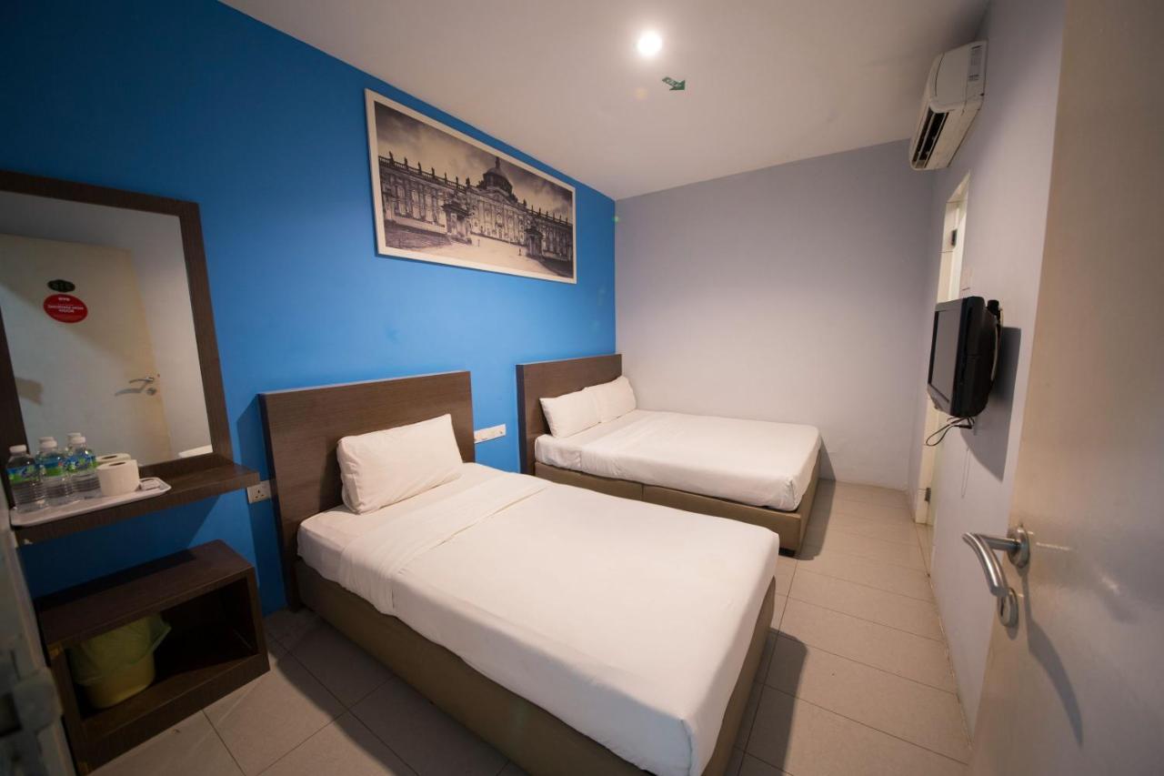 Golden Pearl Hotel Near Universiti Tun Hussein Onn Malaysia Uthm Batu Pahat Exteriör bild